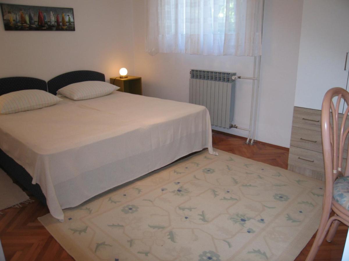Apartment Petrinic V Pula Exterior foto