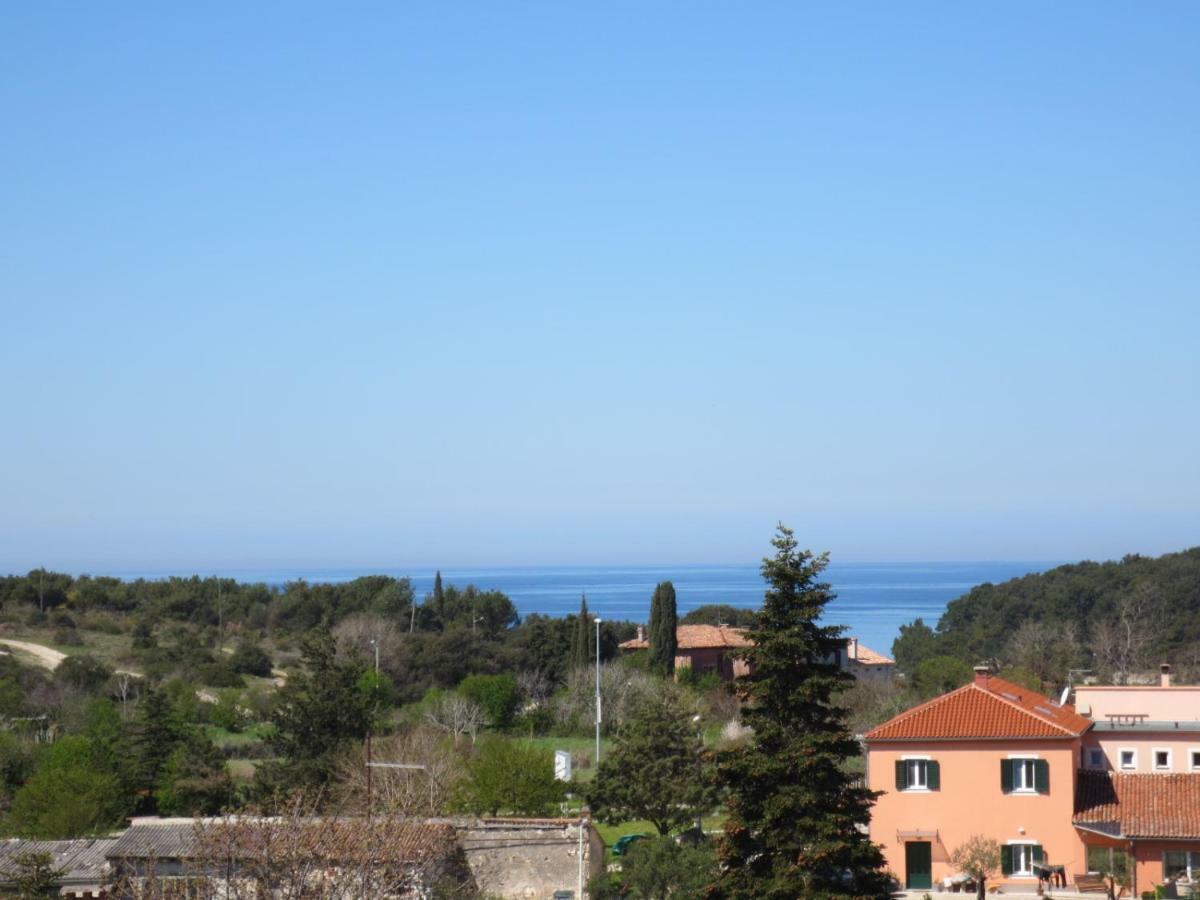 Apartment Petrinic V Pula Exterior foto