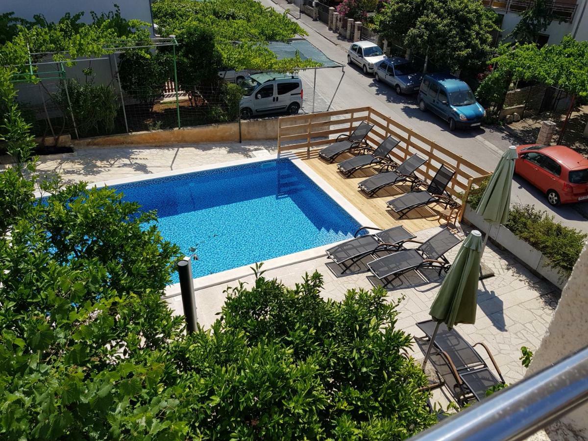 Apartment Petrinic V Pula Exterior foto